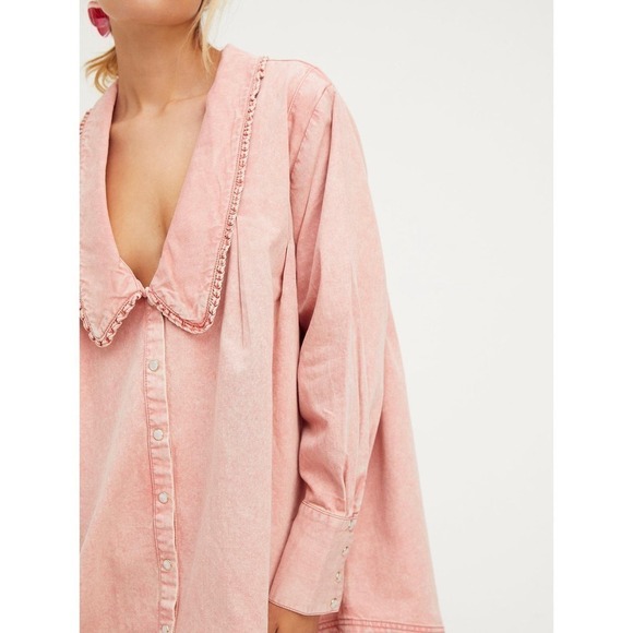NWT FREE PEOPLE Charlie Denim Button-Down Shirt Rose SMALL - Picture 4 of 9